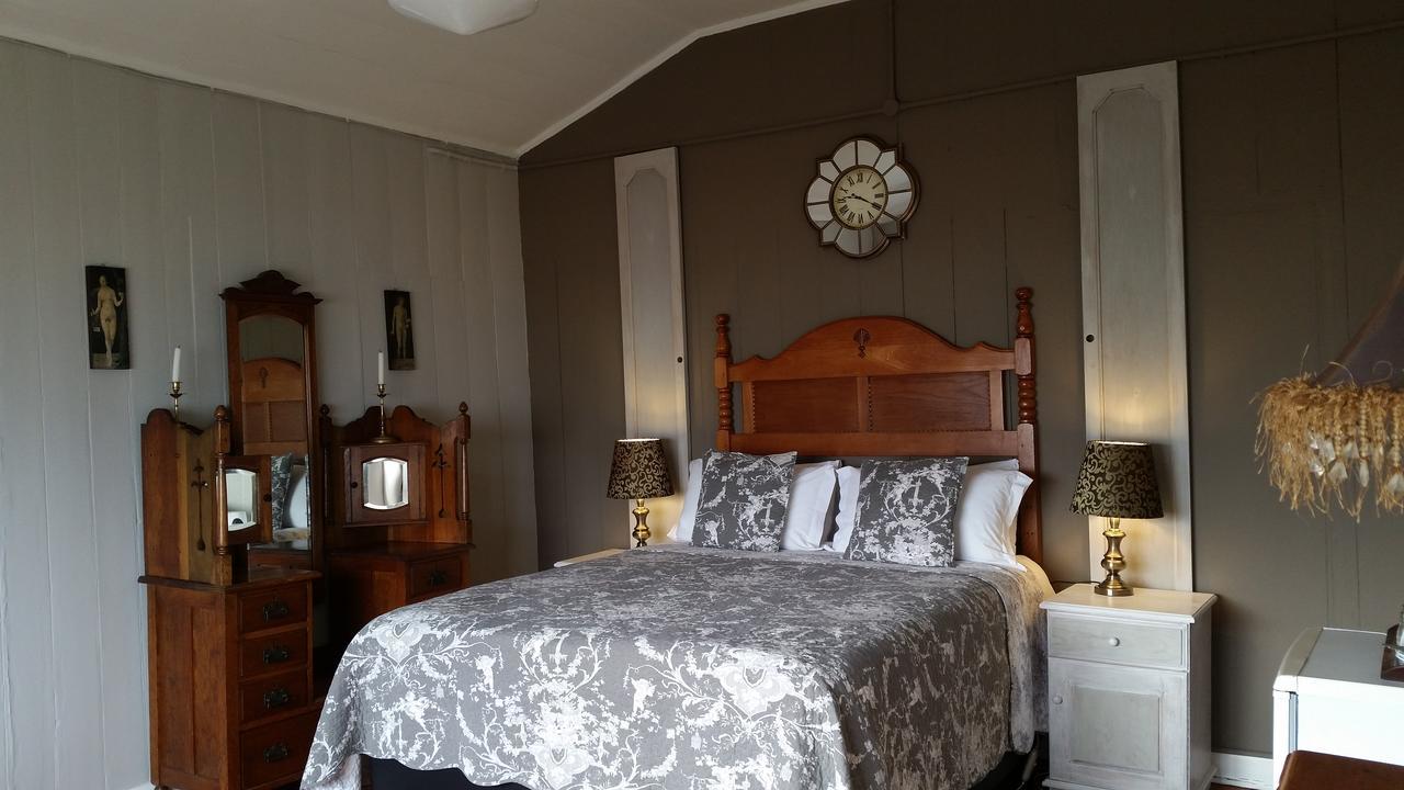 Bedrock Lodge Порт-Нолот Екстер'єр фото